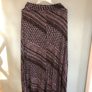 Loveappella maxi skirt. Size small